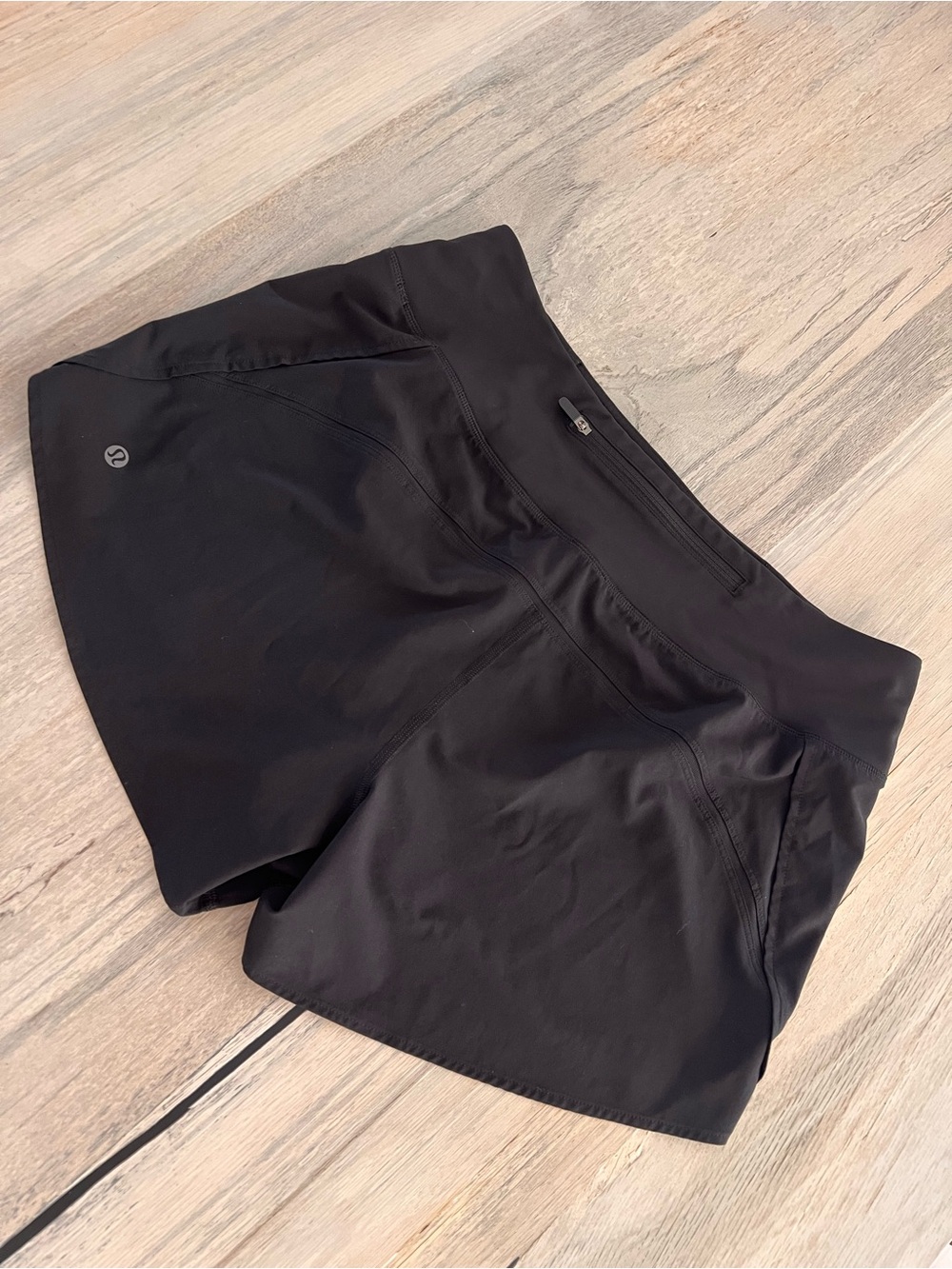 Lululemon Womens Size 10 Black Speed Up 4” Inseam Running Shorts With Liner